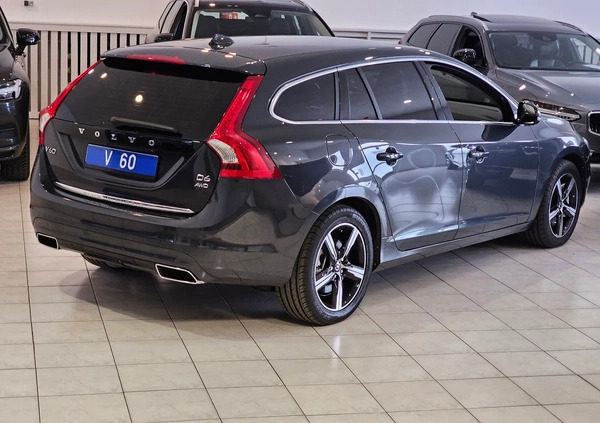 Volvo V60 cena 79900 przebieg: 231000, rok produkcji 2014 z Jeziorany małe 562